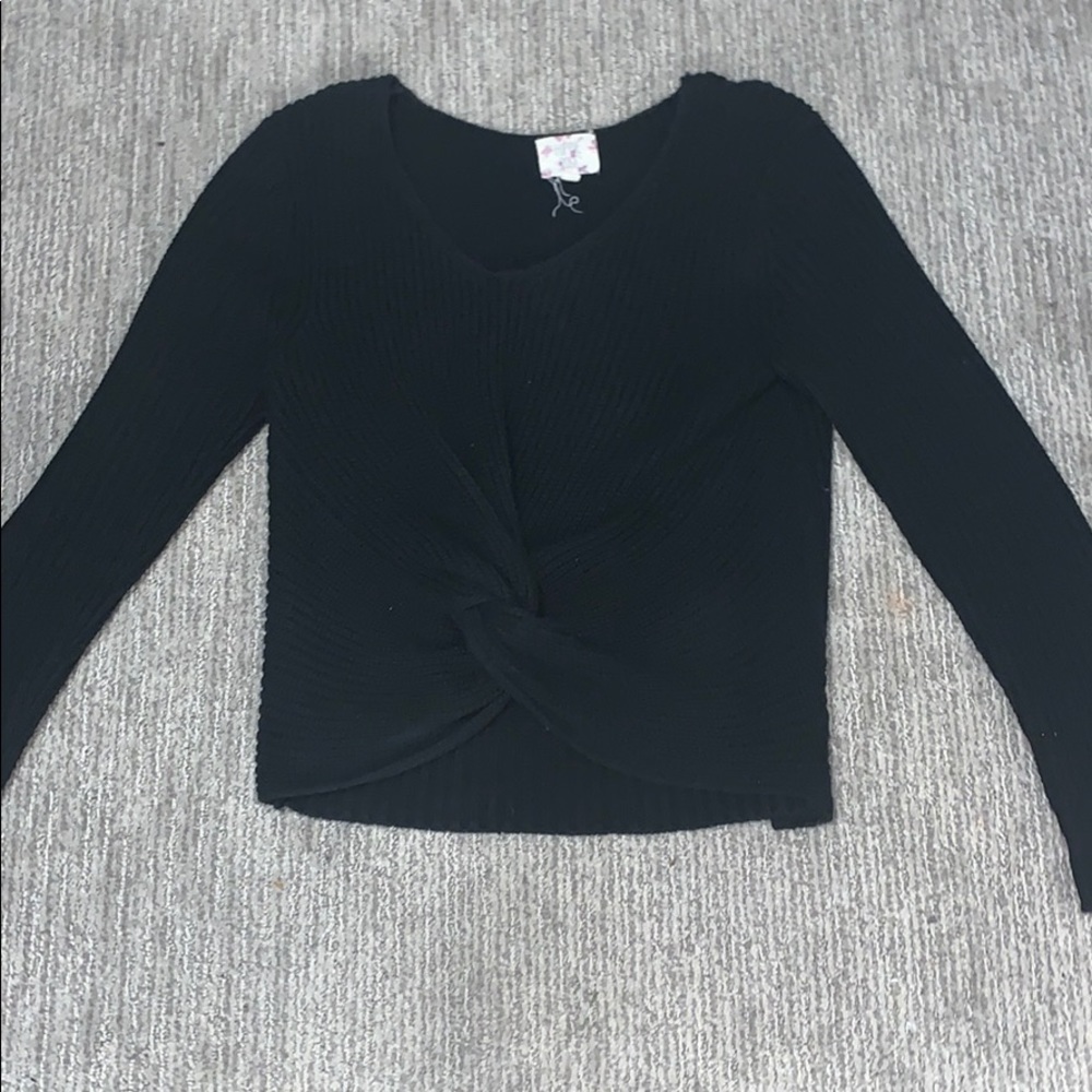 Black knitted sweater